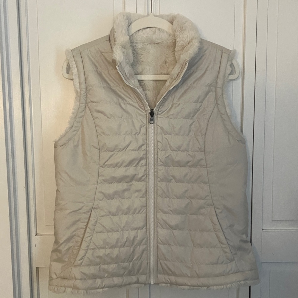 Women's Cream Quilted reversible (Faux)  Vest
Used Once